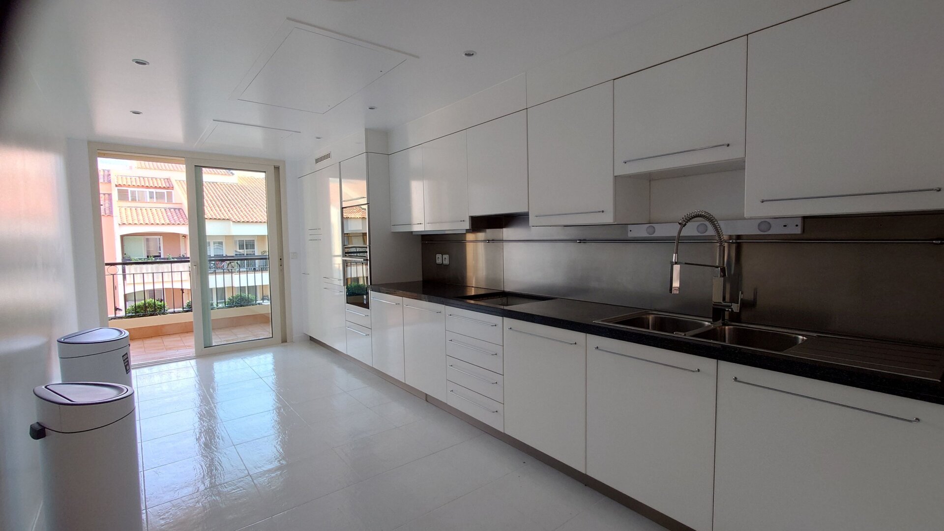 MEMMO CENTER - EXCEPTIONAL APARTMENT : 4/13