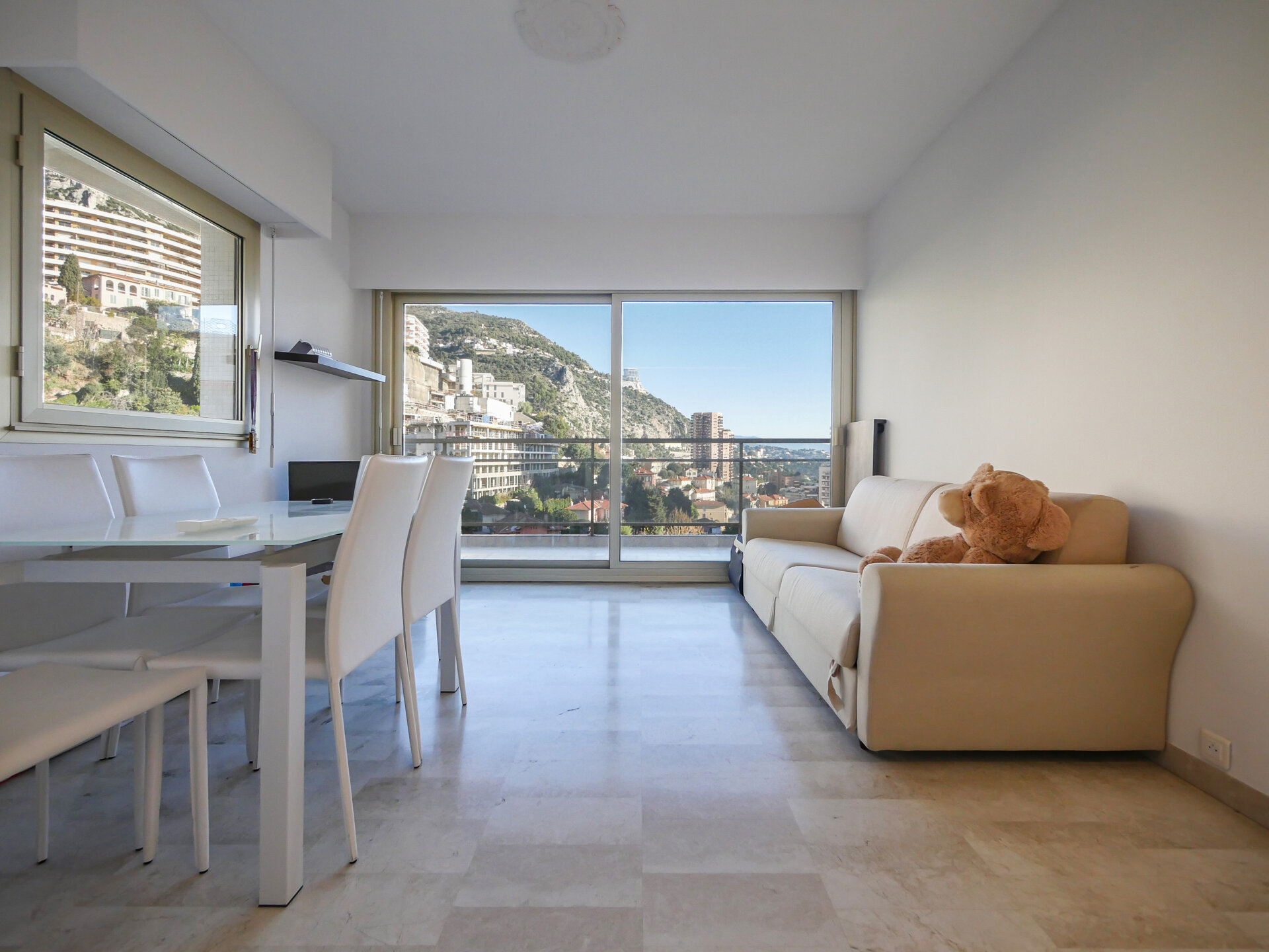 APPARTEMENT ANNONCIADE : 2/7