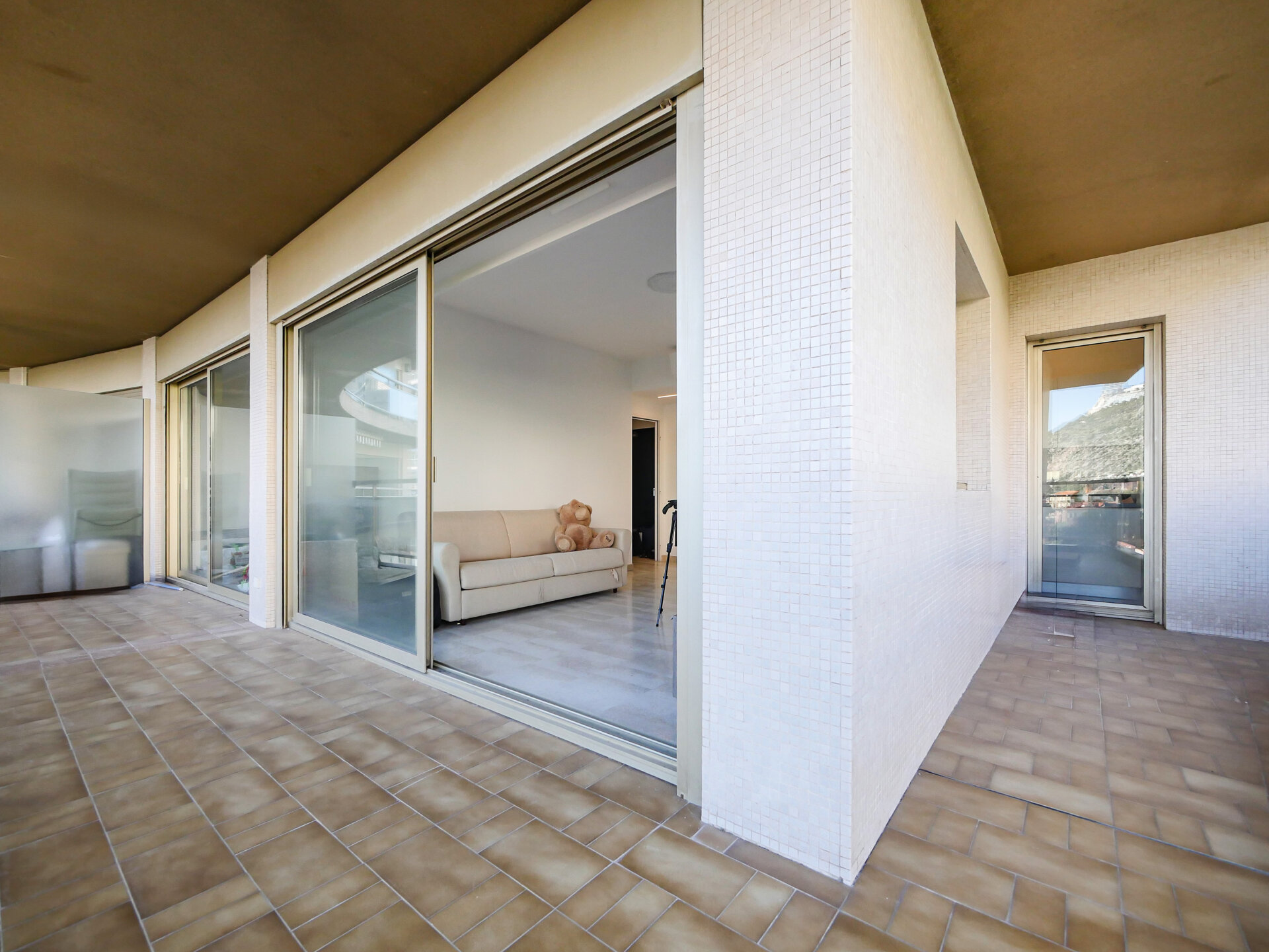 APPARTEMENT ANNONCIADE : 6/7